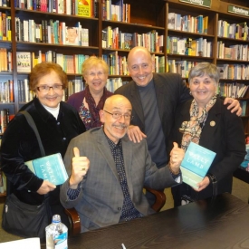 At New York's Upper West Side Barnes & Noble, I'm joined by affable B&N exec Steve Sorrentino and the REAL New Jersey housewives, who arrived in a car they rented specially for the occasion. That's Marie Sorrentino on the far left. (Be still, my heart. Major crush on Marie!)